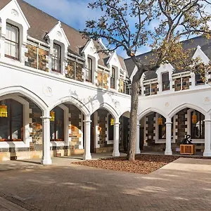 https://9-church-view-homely-apartment.hotels-capetown.com
