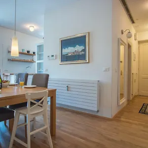 https://luxury-central-apartment.hotels-in-ljubljana.com